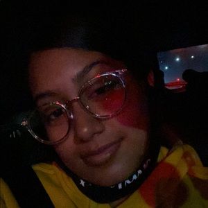 Meet your Posher, Sharlyn